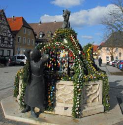 Osterbrunnen in Ebermannstadt